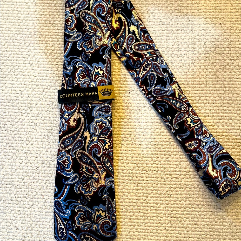 Handmade, Kade Print Paisley 2, 100% silk tie.